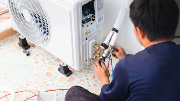 AC gas leak repair & refill Check Up